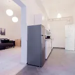 Kalvin 2bdr With Ac