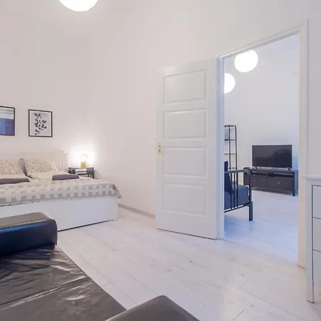 Kalvin 2bdr With Ac * ブダペスト