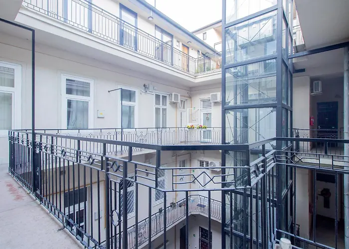 Kalvin 2bdr With Ac Apartamento *