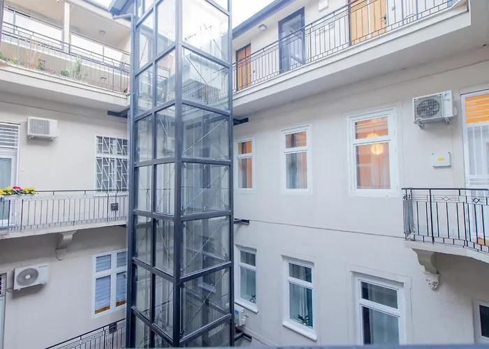 Kalvin 2bdr With Ac Apartamento Budapest