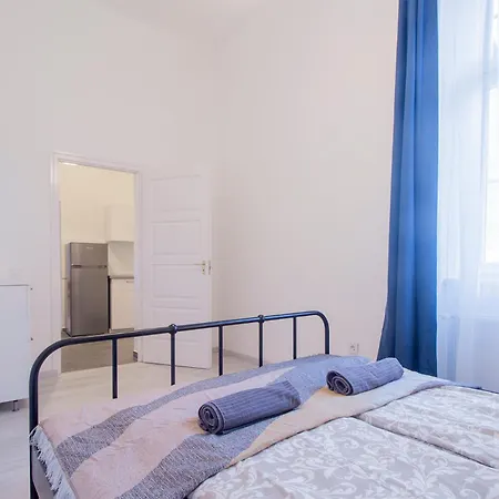 Apartment Kalvin 2bdr With Ac *